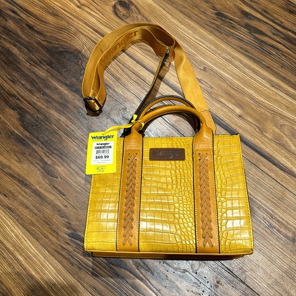Wrangler leather strap purse - Picture 3 of 6